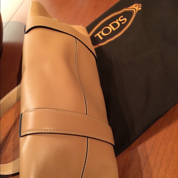 Tods lady’s purse - Picture 3 of 5